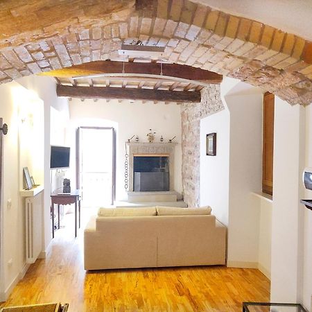 All'Ombra Di San Francesco - Myassisisuite, I Dettagli Che Fanno La Differenza - Centralissimo - A 110 Mt Dalla Basilica Asís Exterior foto